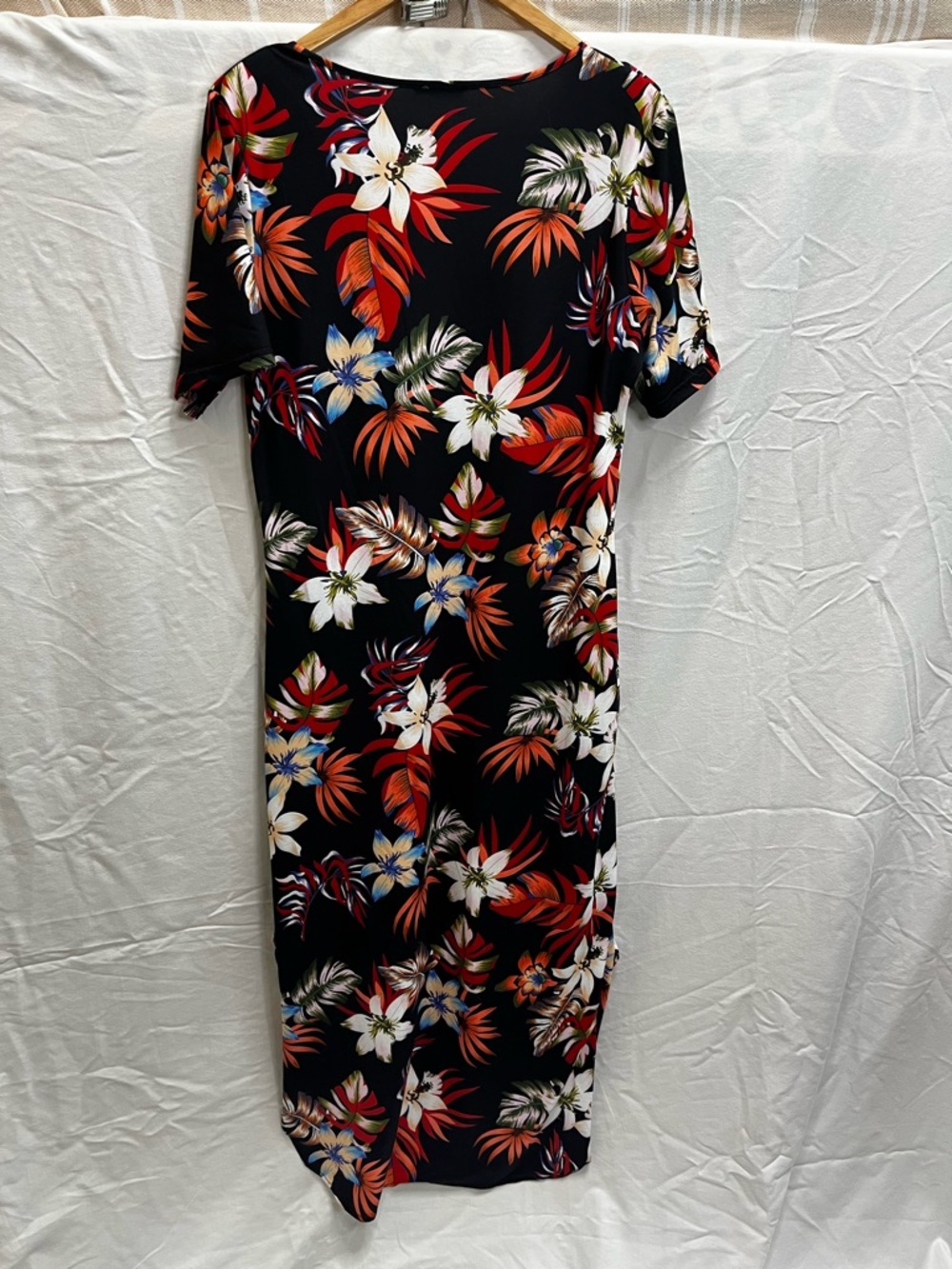 Floral V-Neck Black Maxi Dress with Side Slit - Picture 10 of 12